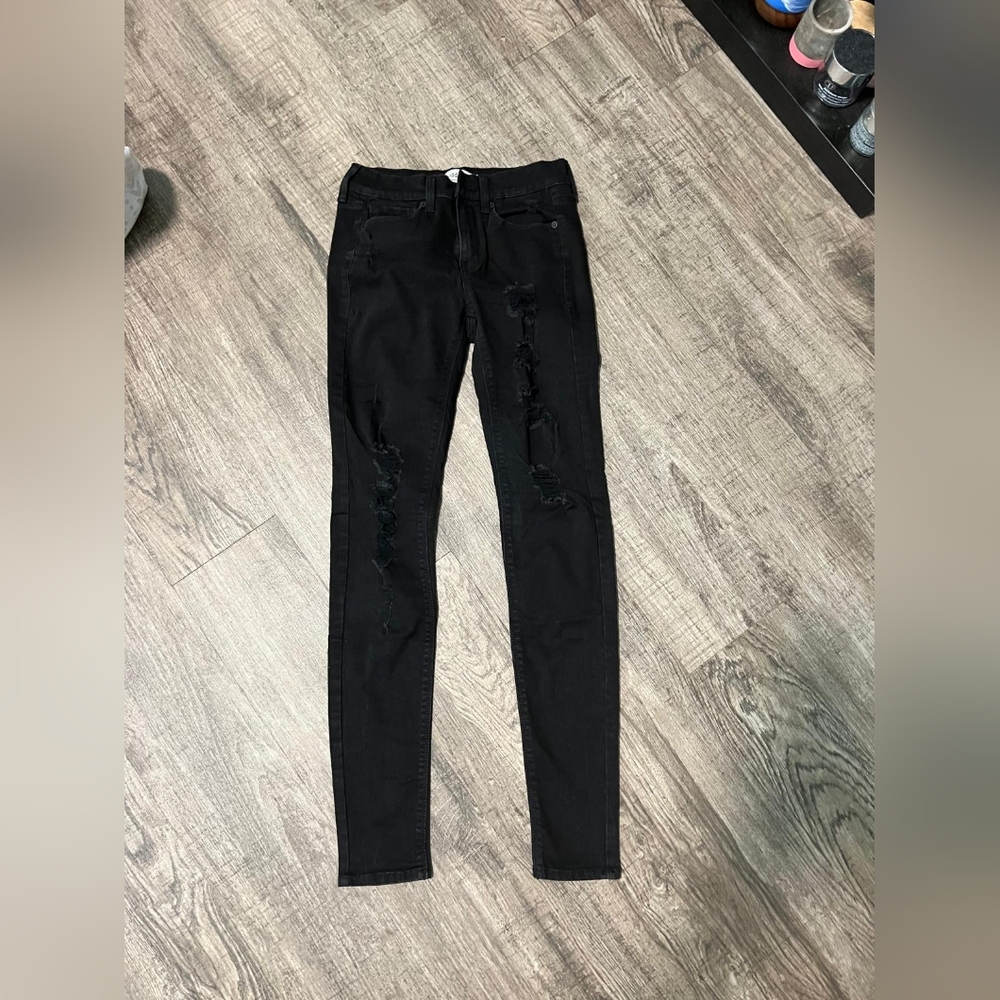 Jeans - Picture 2 of 3